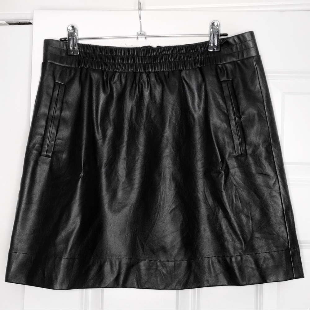 Black Faux Leather Skirt w/pockets